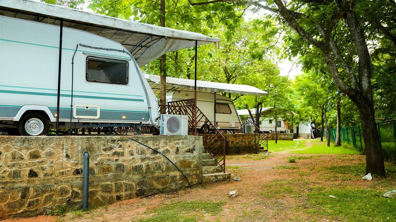 Malwathu Oya Caravan Park Bed & Breakfast Anuradhapura Luaran gambar