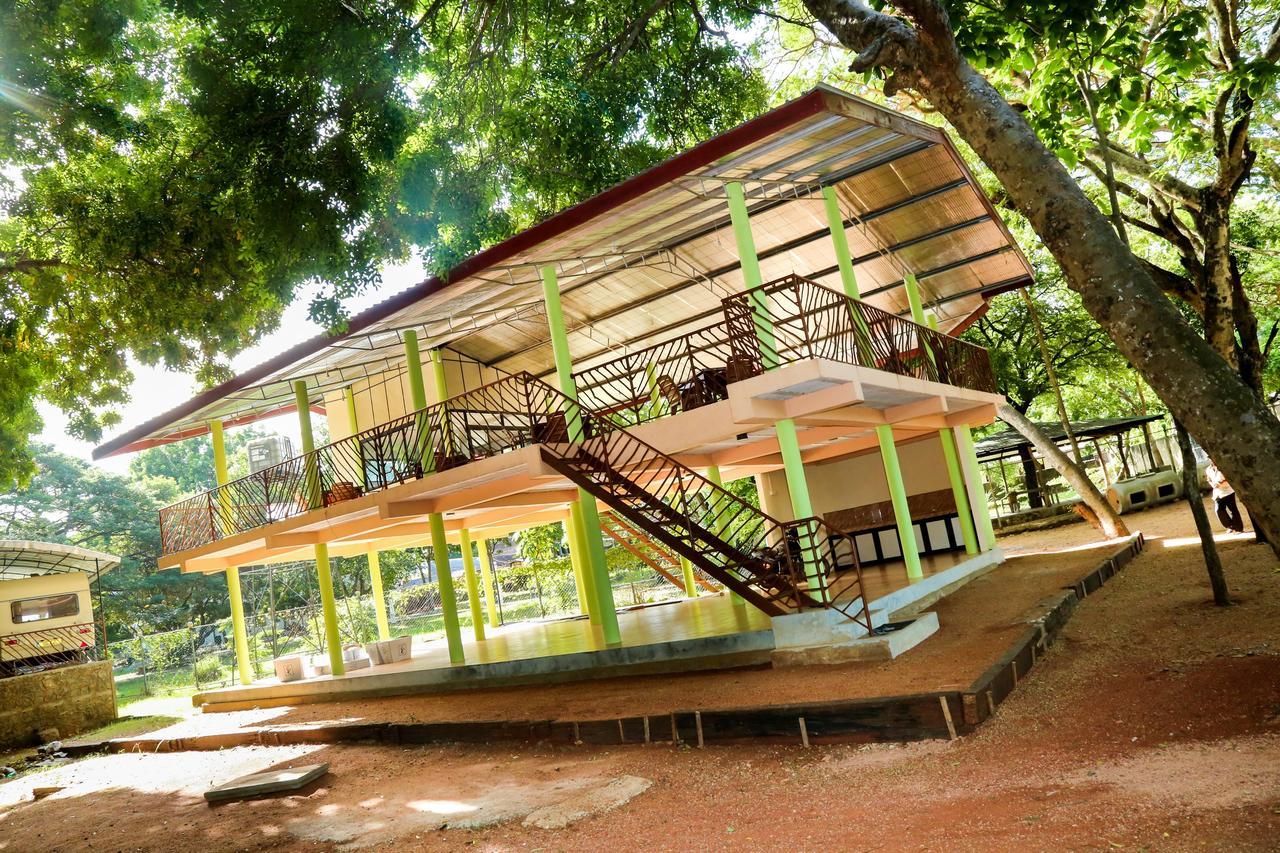 Malwathu Oya Caravan Park Bed & Breakfast Anuradhapura Luaran gambar