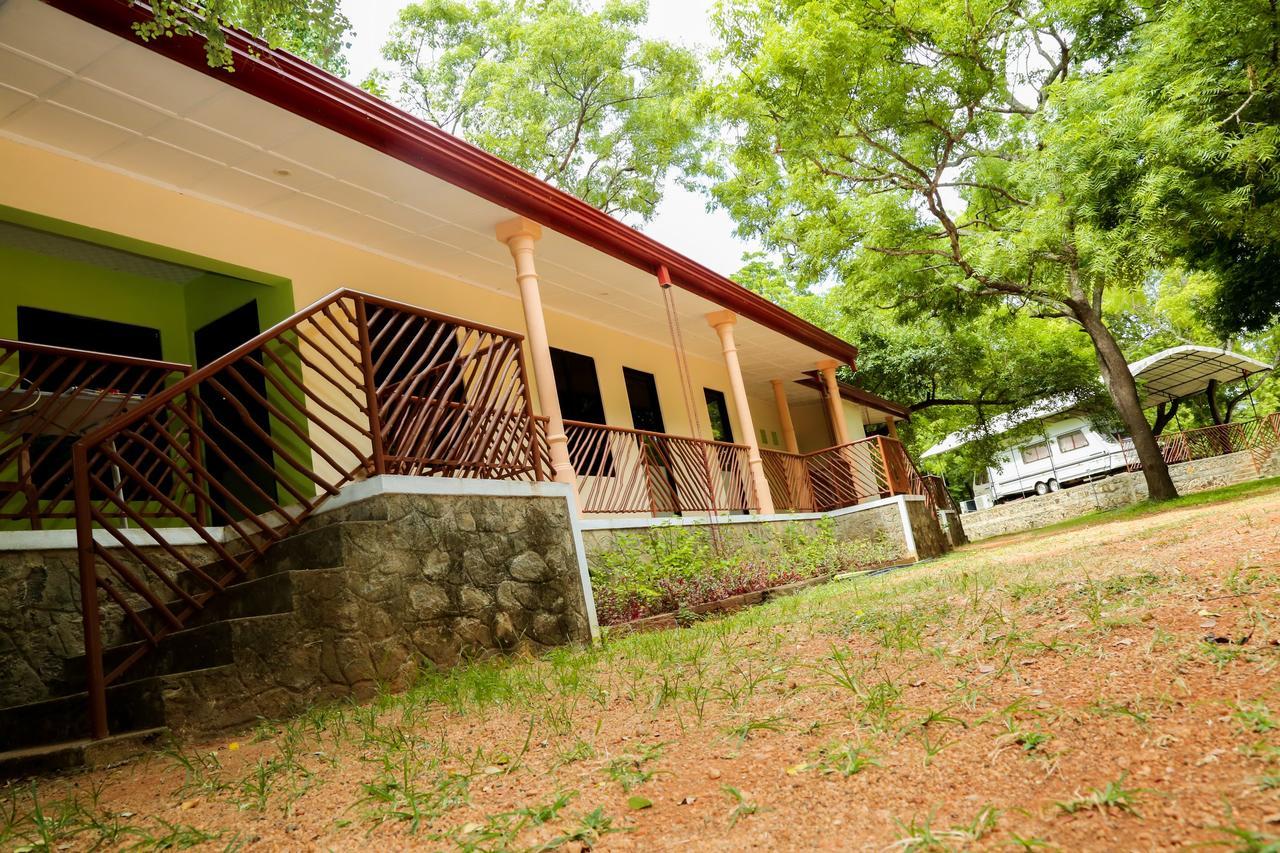 Malwathu Oya Caravan Park Bed & Breakfast Anuradhapura Luaran gambar