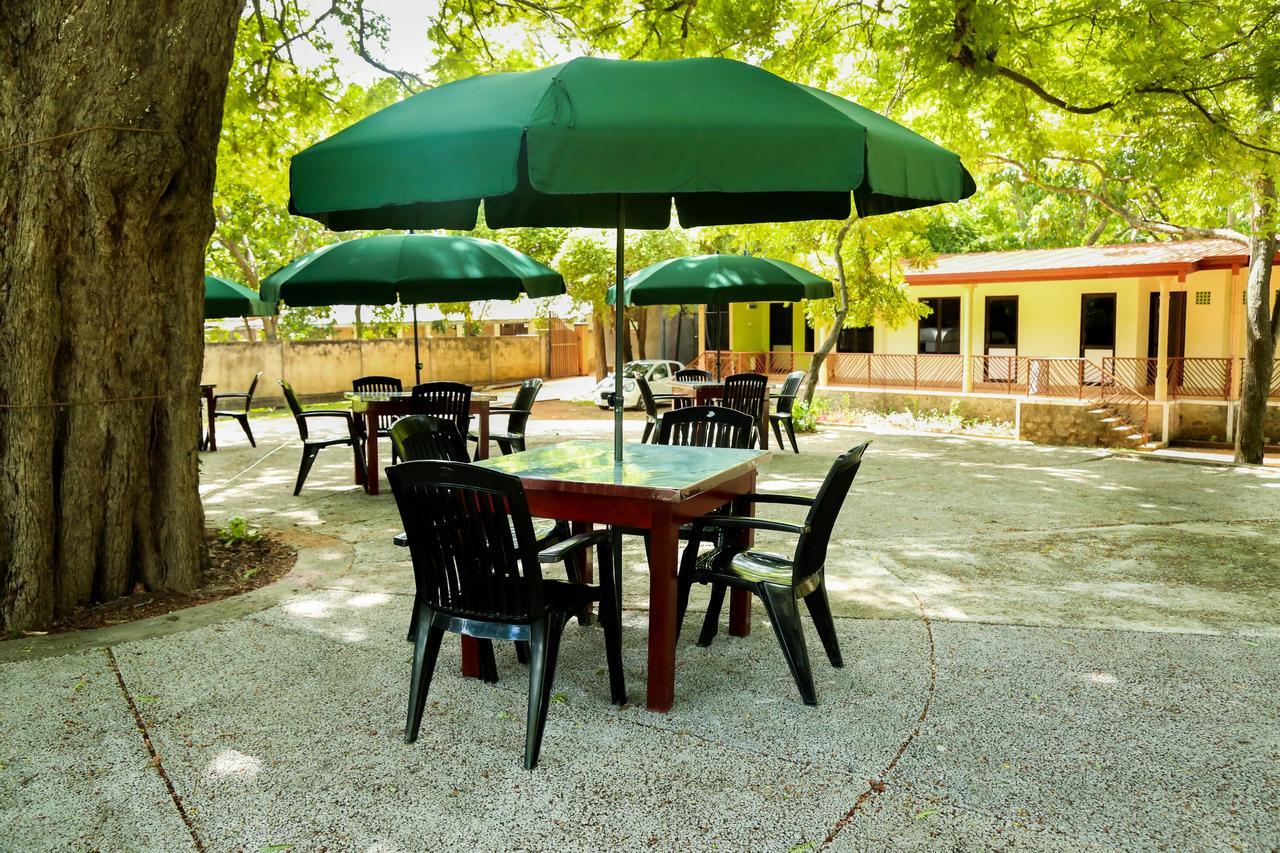 Malwathu Oya Caravan Park Bed & Breakfast Anuradhapura Luaran gambar