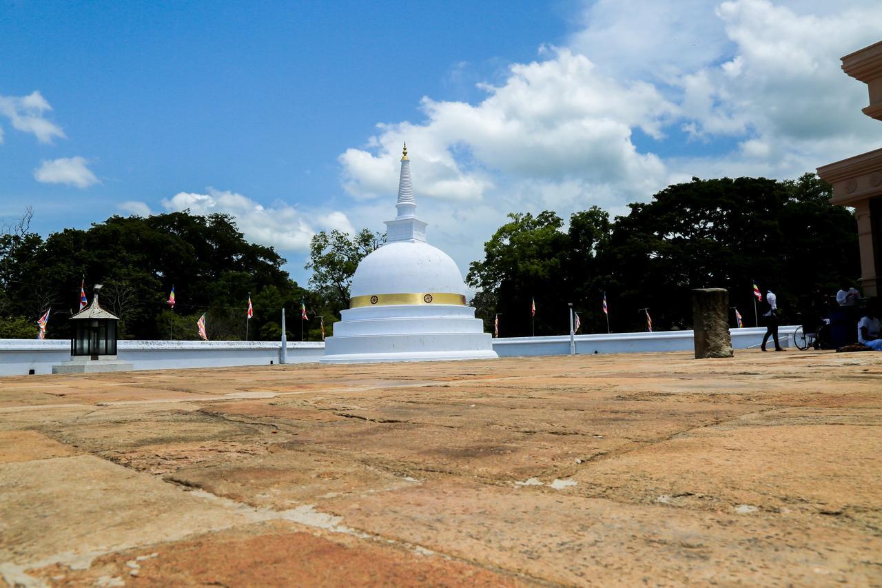 Malwathu Oya Caravan Park Bed & Breakfast Anuradhapura Luaran gambar